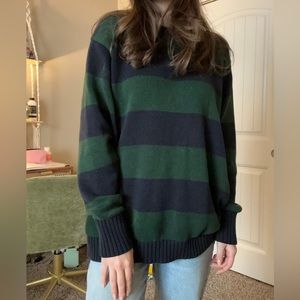 Brandy Melville green and navy Brianna sweater 💚🤎